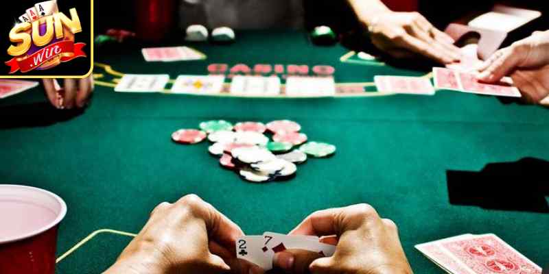 Đọc Vị Đối Thủ Khi Chơi Bài – Bí Quyết Gom Tiền Thưởng 2 Đọc vị đối thủ khi chơi bài cùng kỹ thuật từ chuyên gia